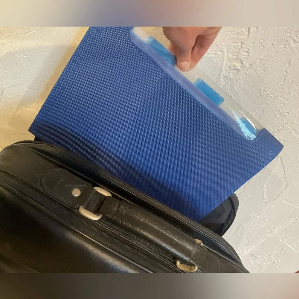 Targus Black messenger/ laptop bag